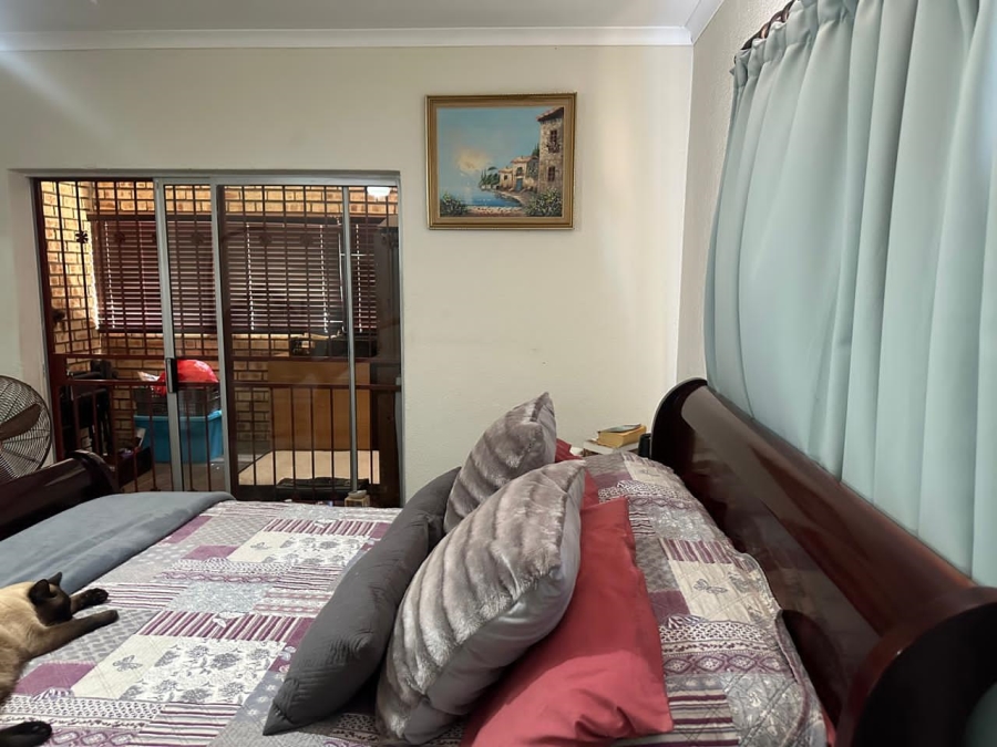 3 Bedroom Property for Sale in Protea Park North West